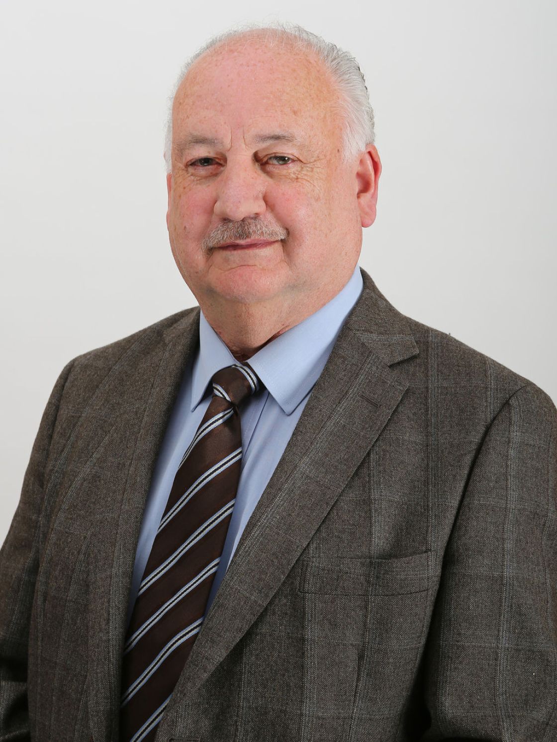 Partido Comunista comunic&oacute; fallecimiento de Guillermo Teillier