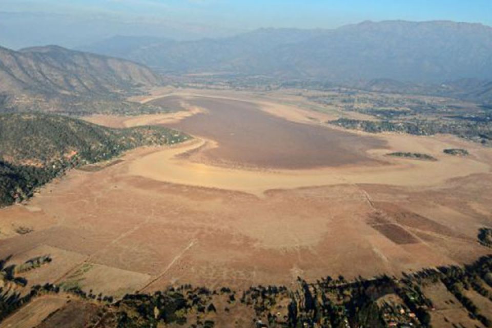LA LAGUNA DE ACULEO SE SECÓ A  VISTA Y PACIENCIA DE MUCHA GENTE...EN ESPECIAL DE LAS AUTORIDADES Y LAS INMOBILIARIAS