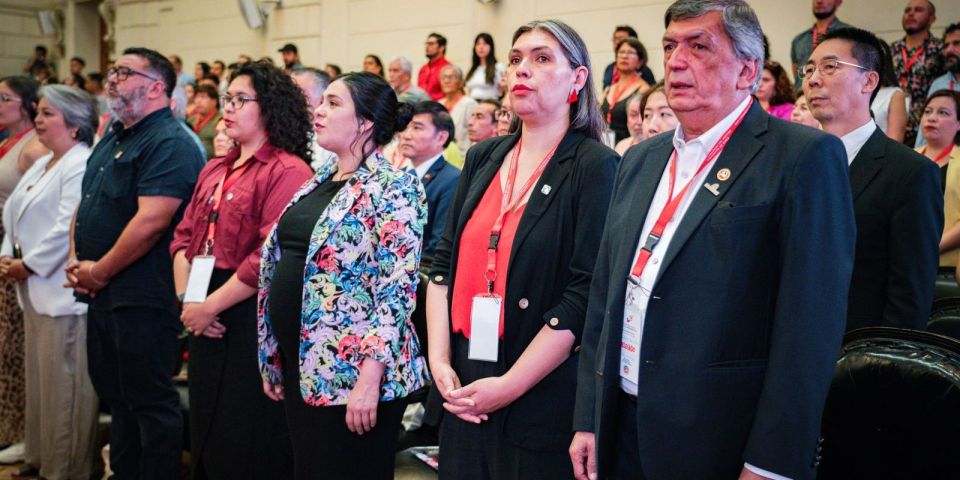 UN CONGRESO DE LOS COMUNISTAS… EN EL GOBIERNO